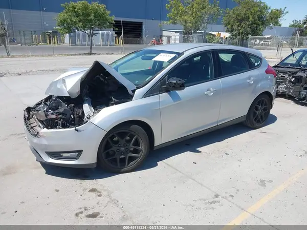 1FADP3K29GL304441 2016 FORD FOCUS - Image 2