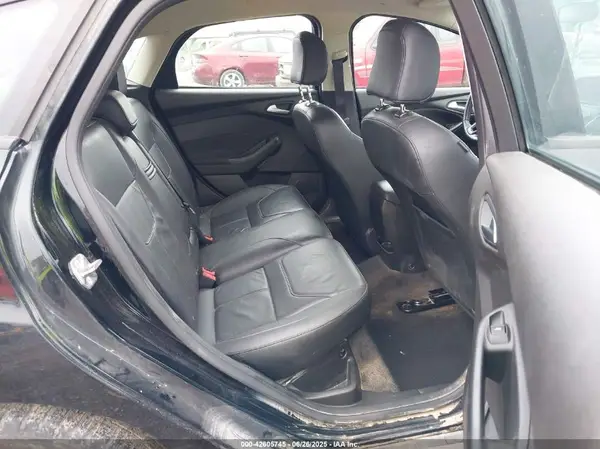 1FADP3K29GL313950 2016 FORD FOCUS - Image 8