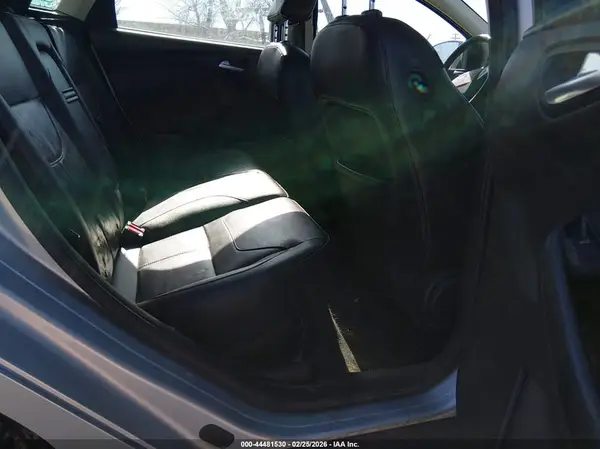 1FADP3K29GL346138 2016 FORD FOCUS - Image 8