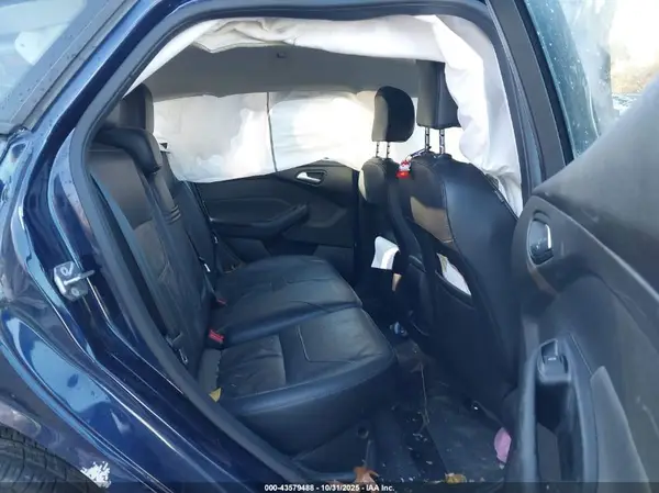 1FADP3K29GL359472 2016 FORD FOCUS - Image 8