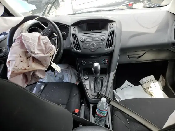 1FADP3K29GL378412 2016 FORD FOCUS - Image 8