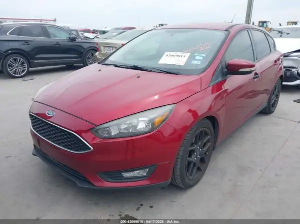 1FADP3K29GL395114 2016 FORD FOCUS - Image 2