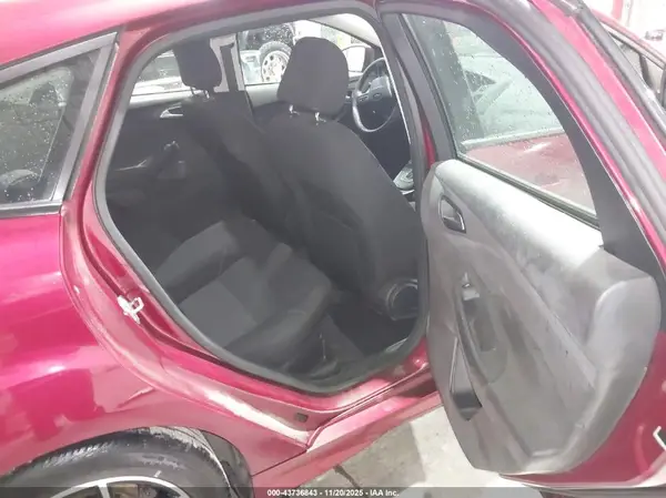 1FADP3K29GL395355 2016 FORD FOCUS - Image 8