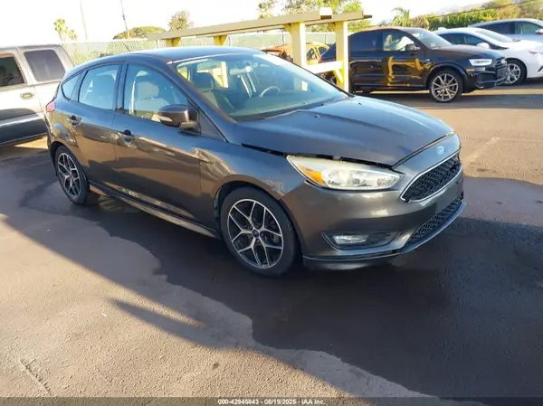 1FADP3K29GL399471 2016 FORD FOCUS - Image 1