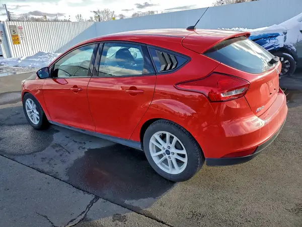 1FADP3K29GL405172 2016 FORD FOCUS - Image 2