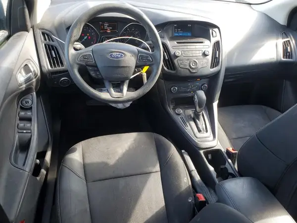 1FADP3K29HL208018 2017 FORD FOCUS - Image 8