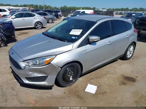 1FADP3K29HL219939 2017 FORD FOCUS - Image 2