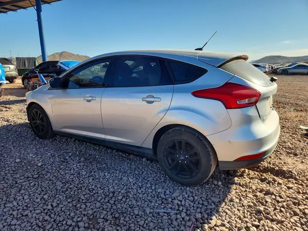 1FADP3K29HL255162 2017 FORD FOCUS - Image 2