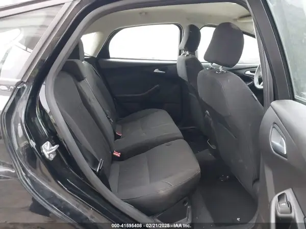 1FADP3K29HL258689 2017 FORD FOCUS - Image 8