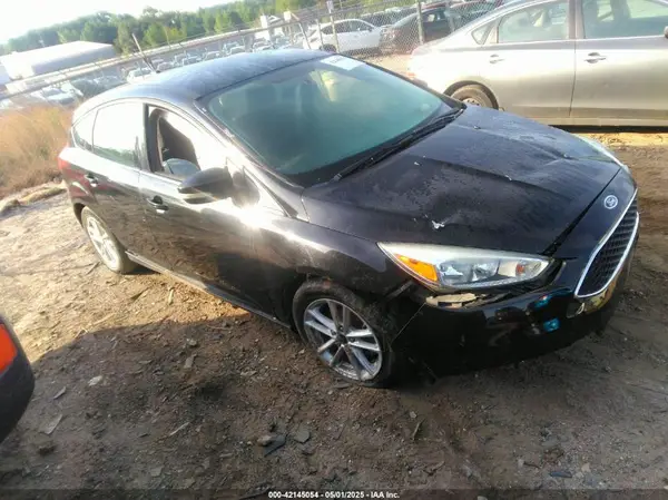 1FADP3K29HL262080 2017 FORD FOCUS - Image 1