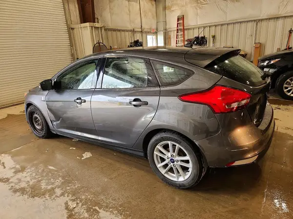 1FADP3K29HL262757 2017 FORD FOCUS - Image 2