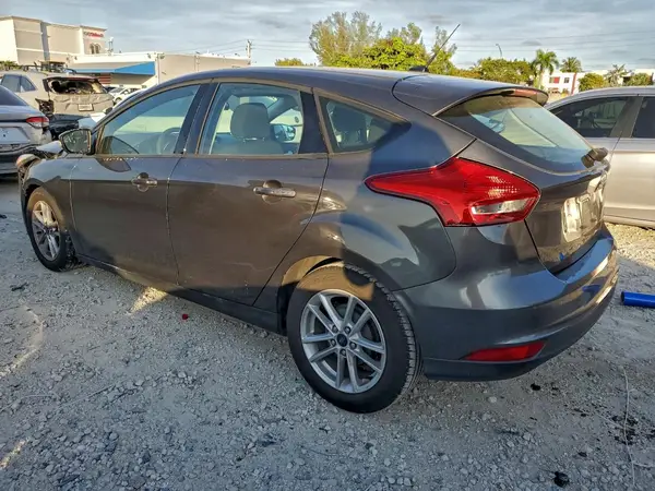 1FADP3K29HL269675 2017 FORD FOCUS - Image 2