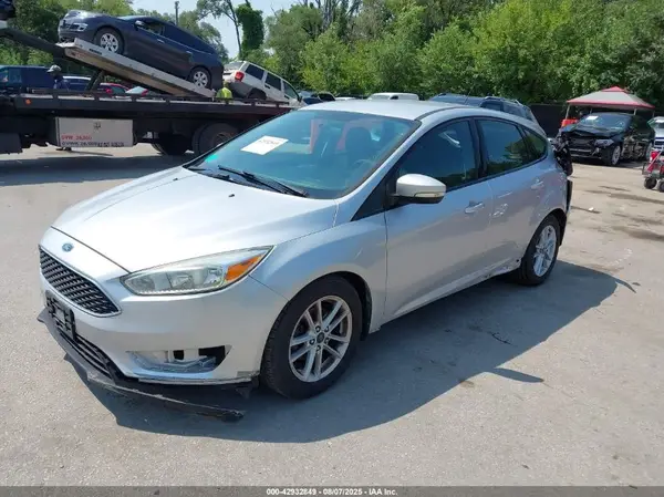 1FADP3K29HL271748 2017 FORD FOCUS - Image 2