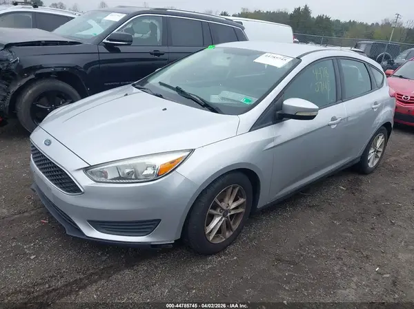 1FADP3K29HL271880 2017 FORD FOCUS - Image 2