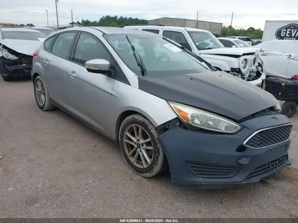 1FADP3K29HL280952 2017 FORD FOCUS - Image 1
