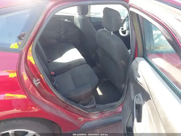 1FADP3K29HL299808 2017 FORD FOCUS - Image 8