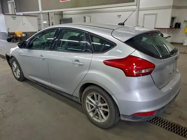1FADP3K29HL304196 2017 FORD FOCUS - Image 2