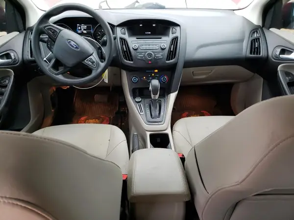 1FADP3K29HL317269 2017 FORD FOCUS - Image 8