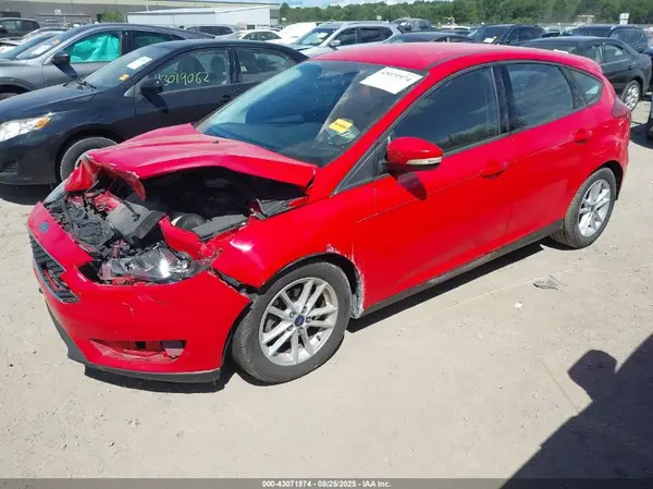 1FADP3K29HL332290 2017 FORD FOCUS - Image 2
