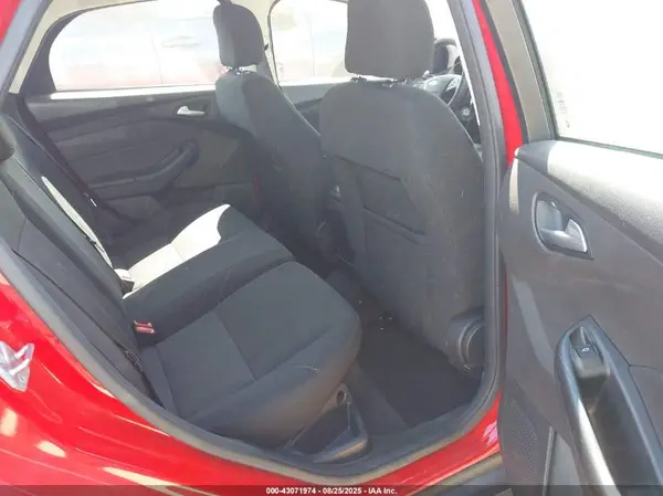 1FADP3K29HL332290 2017 FORD FOCUS - Image 8