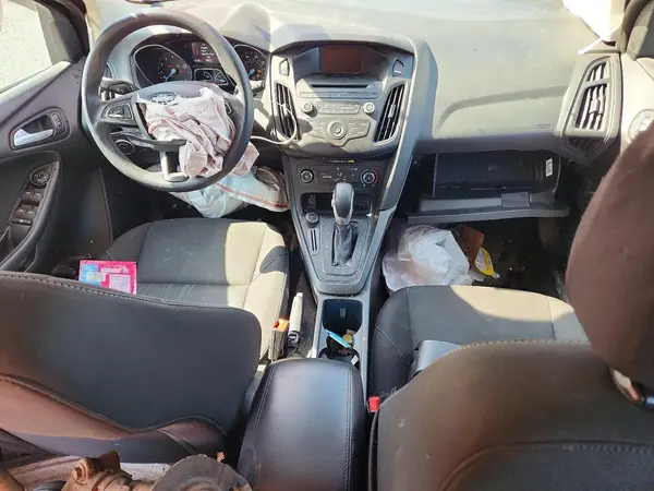 1FADP3K29HL340082 2017 FORD FOCUS - Image 8