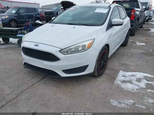 1FADP3K29HL346108 2017 FORD FOCUS - Image 2