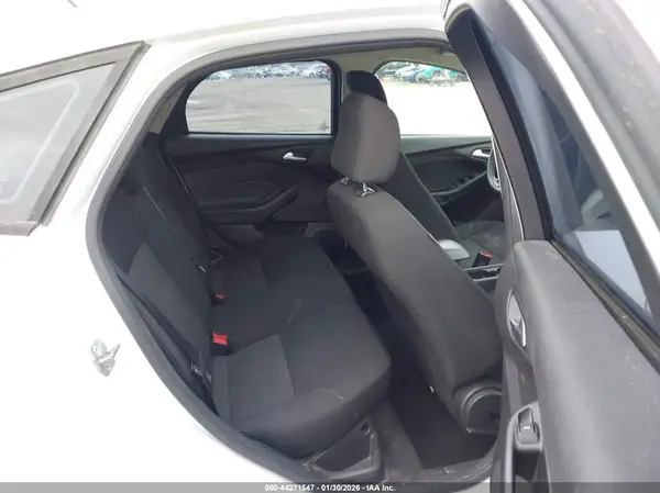 1FADP3K29HL346108 2017 FORD FOCUS - Image 8