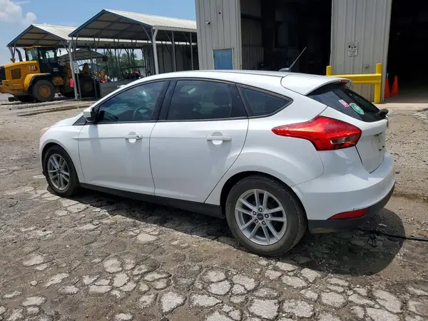 1FADP3K29JL201656 2018 FORD FOCUS - Image 2