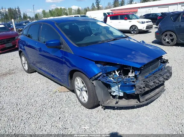 1FADP3K29JL205898 2018 FORD FOCUS - Image 1