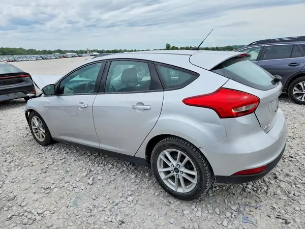 1FADP3K29JL206274 2018 FORD FOCUS - Image 2