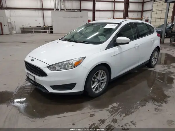 1FADP3K29JL207280 2018 FORD FOCUS - Image 2