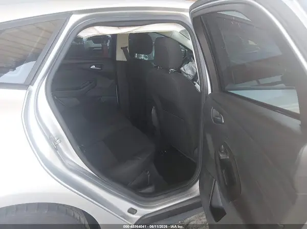 1FADP3K29JL207859 2018 FORD FOCUS - Image 8