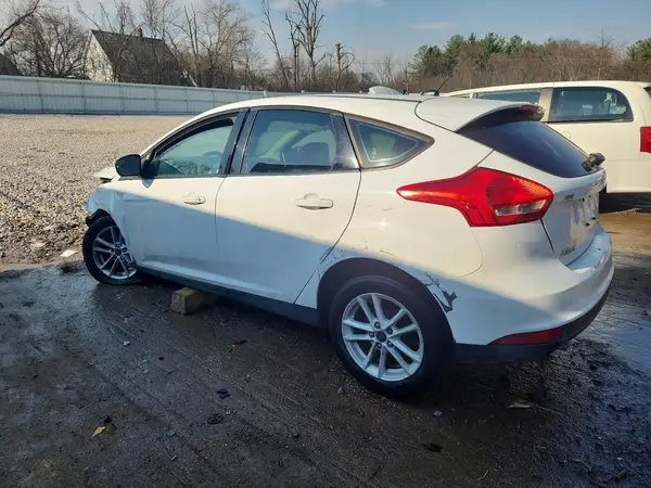 1FADP3K29JL237332 2018 FORD FOCUS - Image 2