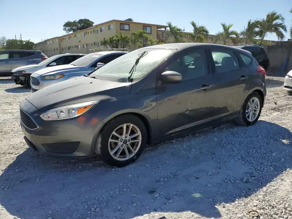 1FADP3K29JL241980 2018 FORD FOCUS - Image 1