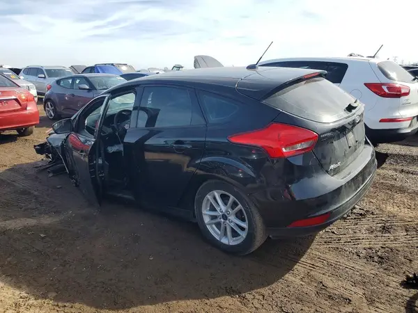 1FADP3K29JL245611 2018 FORD FOCUS - Image 2