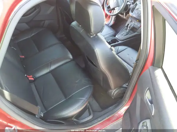 1FADP3K29JL245706 2018 FORD FOCUS - Image 8
