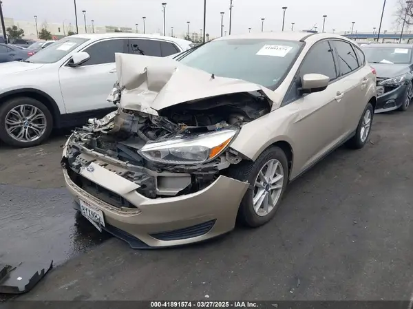 1FADP3K29JL249531 2018 FORD FOCUS - Image 2