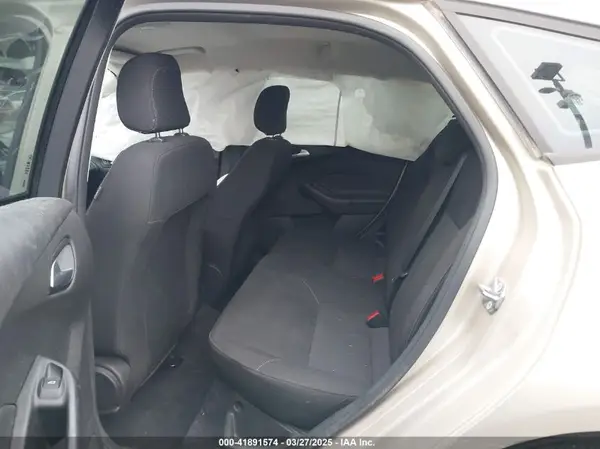 1FADP3K29JL249531 2018 FORD FOCUS - Image 8