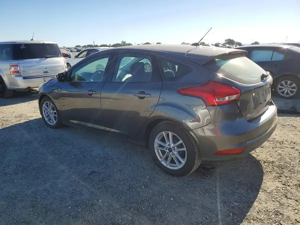 1FADP3K29JL251084 2018 FORD FOCUS - Image 2