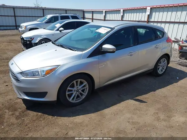 1FADP3K29JL261355 2018 FORD FOCUS - Image 2