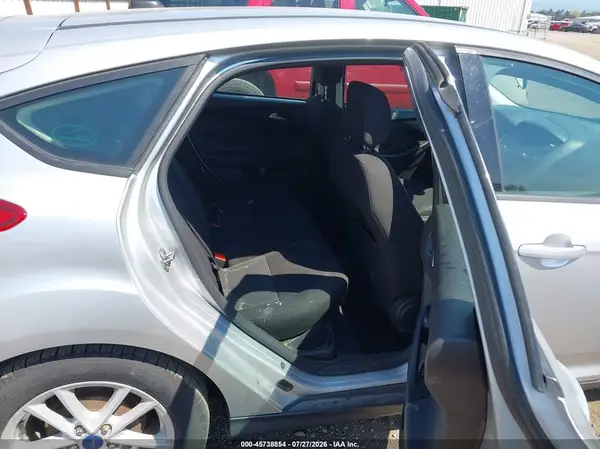 1FADP3K29JL261355 2018 FORD FOCUS - Image 8