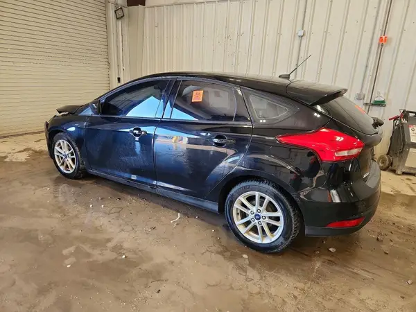 1FADP3K29JL272680 2018 FORD FOCUS - Image 2