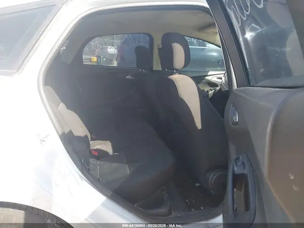 1FADP3K29JL275515 2018 FORD FOCUS - Image 8