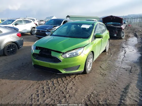 1FADP3K29JL284389 2018 FORD FOCUS - Image 2
