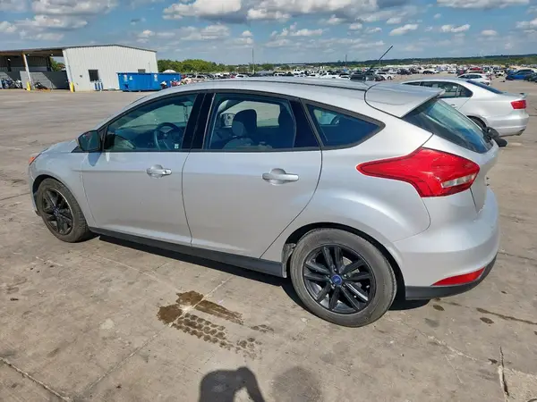 1FADP3K29JL286644 2018 FORD FOCUS - Image 2