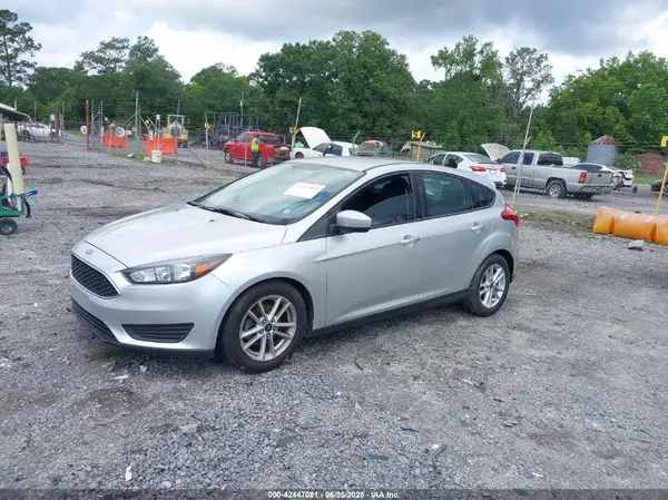 1FADP3K29JL294873 2018 FORD FOCUS - Image 2