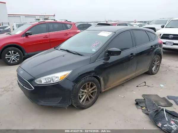 1FADP3K29JL295053 2018 FORD FOCUS - Image 2