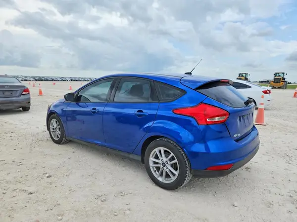 1FADP3K29JL302504 2018 FORD FOCUS - Image 2