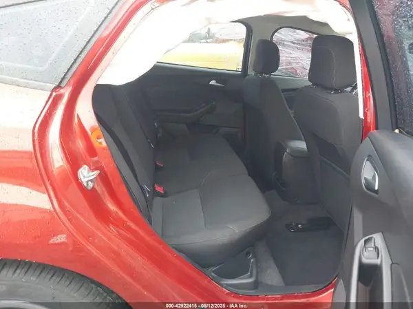 1FADP3K29JL302762 2018 FORD FOCUS - Image 8
