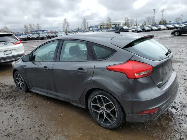 1FADP3K29JL317925 2018 FORD FOCUS - Image 2